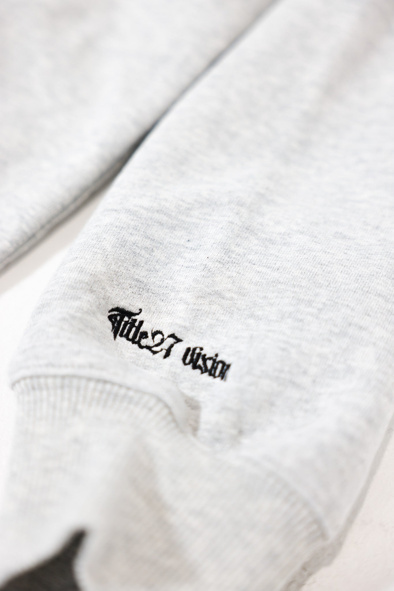 Crew Neck - STONE GREY