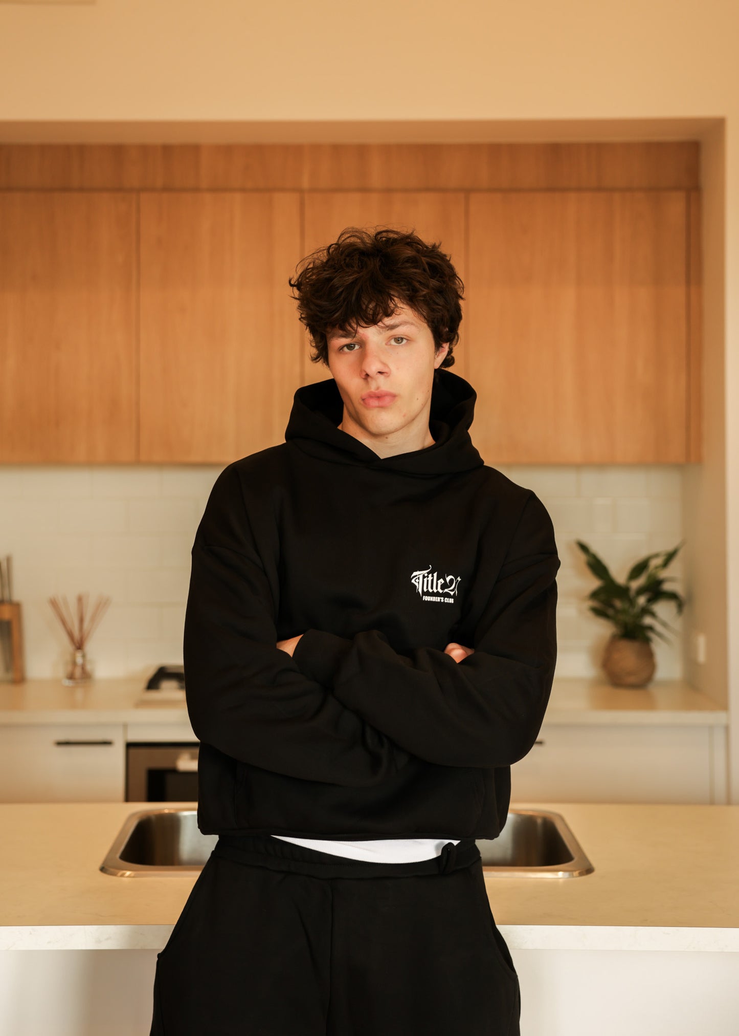 FOUNDERS CLUB HOODIE - BLACK