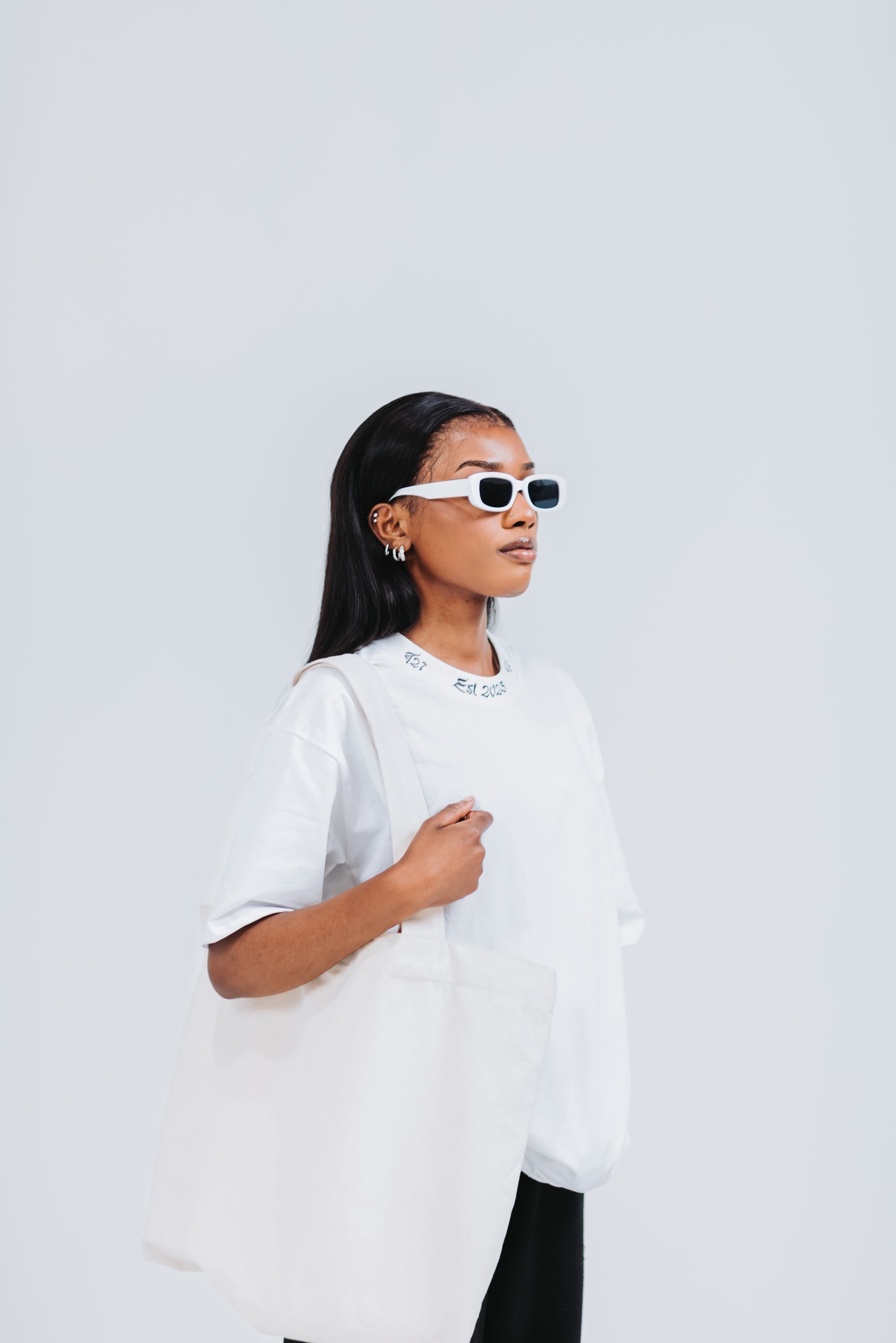 Metamorphosis TEE - WHITE